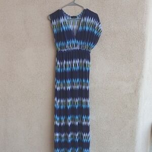 5th & Love Blue and White V-Neck Maxi Sundress
